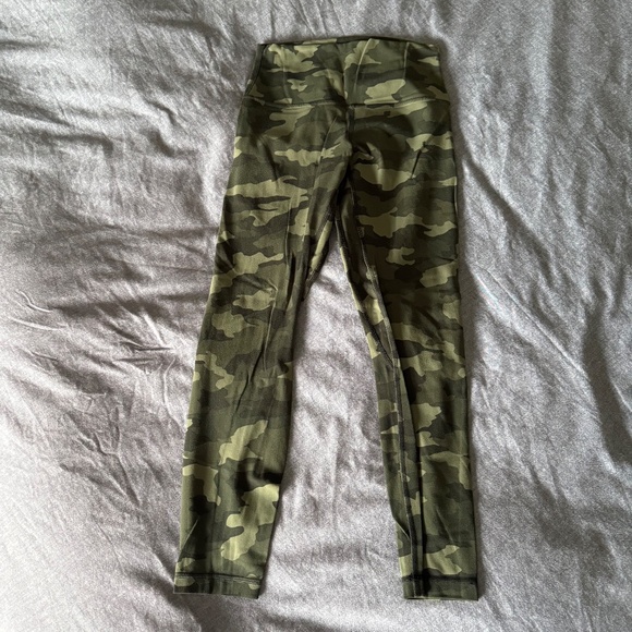 lululemon Align HR Tight 25" - Picture 2 of 3